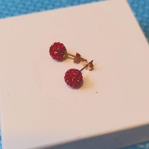 Sparkling Ruby colored (Raspberry red) ear rings